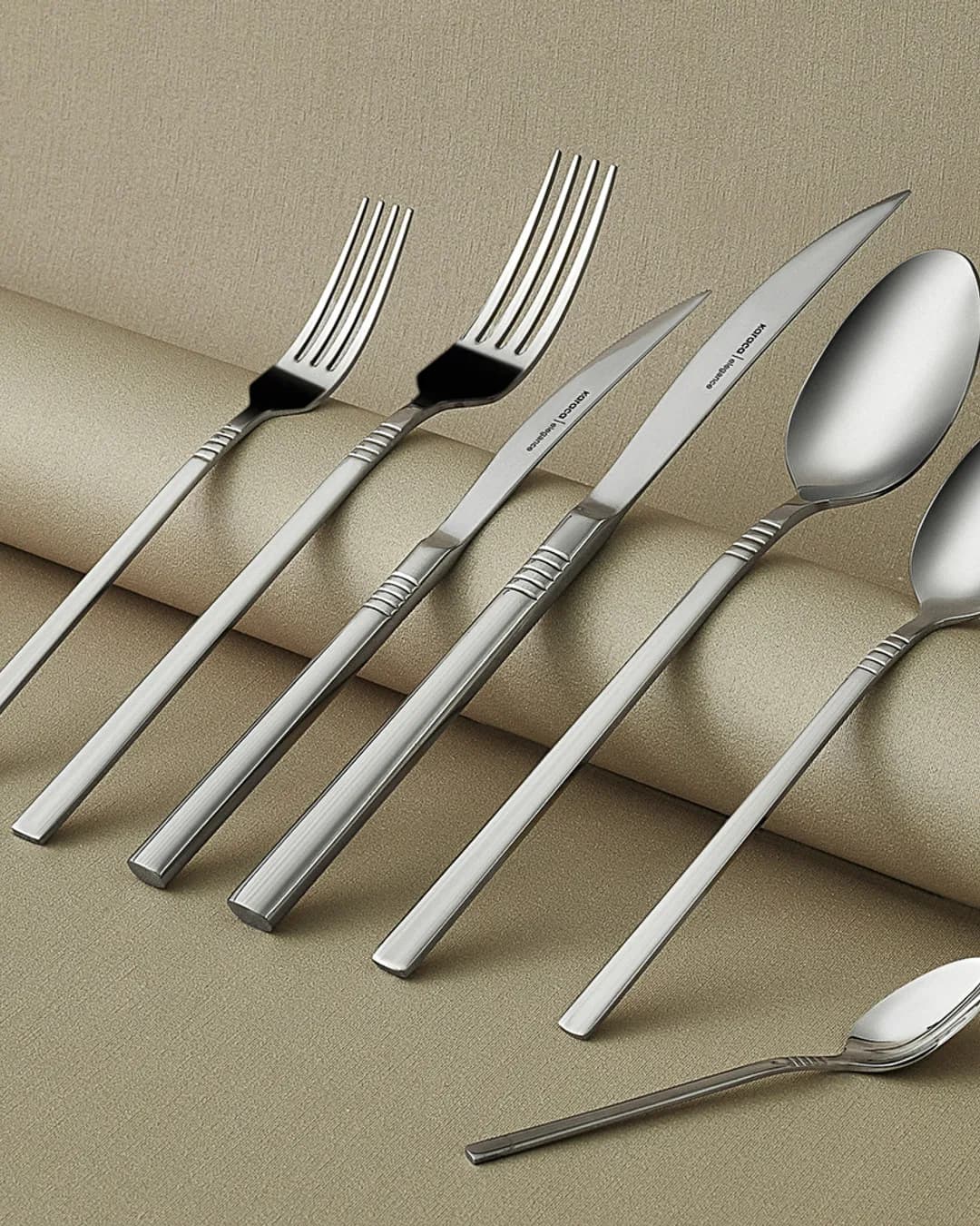 Karaca Kaşık Takımı 84 Parça V 2 Elegance Nil Platin